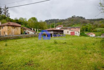 Chalet en  Oviedo, Asturias