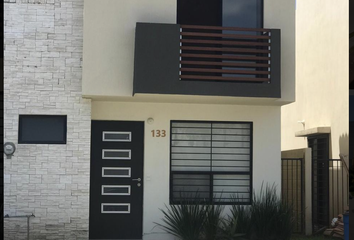 Casa en condominio en  Carretera Guadalajara-nogales, La Venta Del Astillero, Zapopan, Jalisco, 45221, Mex
