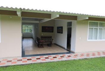 Villa-Quinta en  Carrera 4 5-99-5-99, El Colegio, Cundinamarca, Col