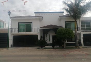 Casa en fraccionamiento en  Cañada Del Refugio, León, Guanajuato, México