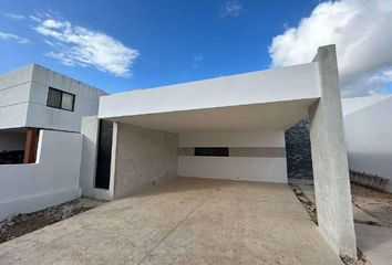 Condominio horizontal en  Pueblo Conkal, Conkal