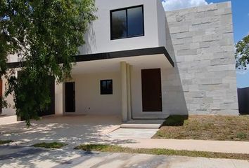 Casa en condominio en  Carretera Cheumán-cholul, Tixcuytún, Mérida, Yucatán, 97305, Mex