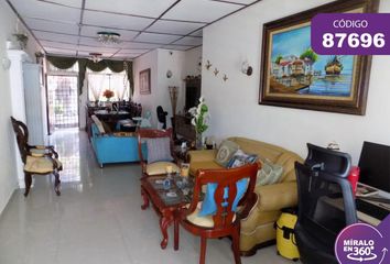 Casa en  Calle 61 36 22 A, Barranquilla, Atlántico, Col