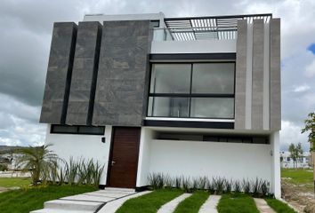 Casa en  Lomas De Angelópolis, Tlaxcalancingo, Puebla, México