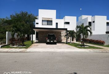 Casa en  Carretera A Kikteil, Mérida, Yucatán, Mex