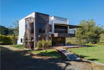 Casa en  El Carmen De Viboral, Antioquia