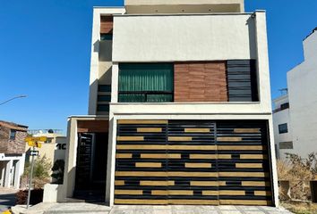 Casa en  Avenida Cumbres De Élite, Fracc Cumbres Elite 2do Sector, Monterrey, Nuevo León, 64100, Mex