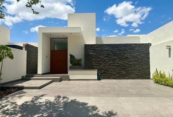 Casa en  Avenida Monterra, San Luis Potosí, 78215, Mex