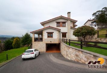 Chalet en  Ceceño, Cantabria