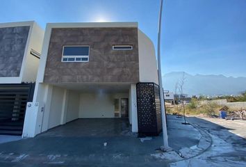 38 casas en venta en Residencial Las Lomas Sector Jardines, García -  