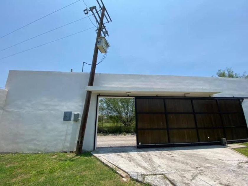 venta Casa en Marín, Nuevo León (MX21-LV3882)