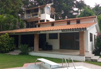 Lote de Terreno en  Calle Hernán Cortés 2b, Atlacholoaya Centro, Xochitepec, Morelos, 62790, Mex