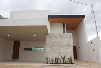 Casa en  Pueblo Cholul, Mérida, Yucatán