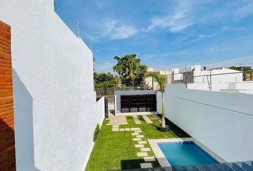 Casa en fraccionamiento en  Calle Licenciado Benito Juárez García 14, Jiutepec Centro, Jiutepec, Morelos, 62550, Mex