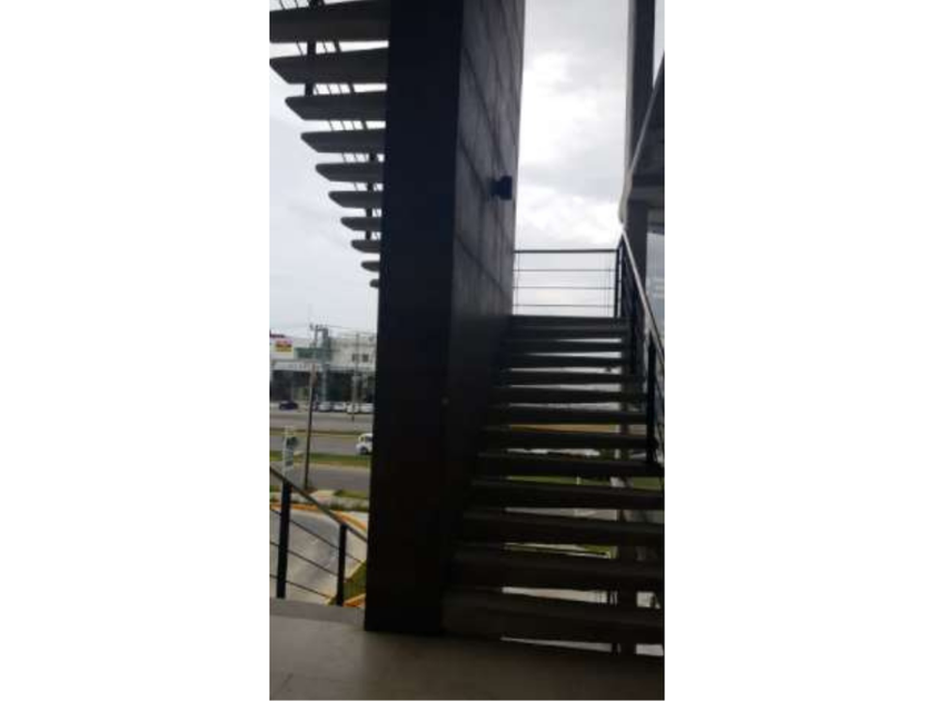 renta Local comercial en Supermanzana11, Cancún (EBJN6815r) icasas.mx