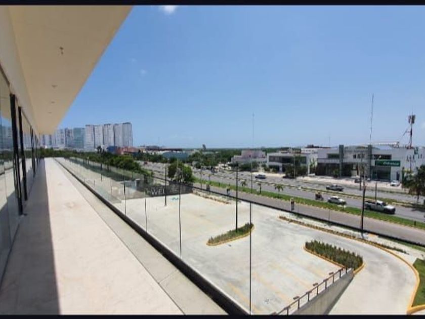 renta Local comercial en Supermanzana11, Cancún (EBJN6815r) icasas.mx