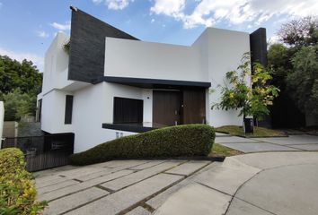 Casa en condominio en  Sendero De Los Nogales 64, Puerta De Hierro, Zapopan, Jalisco, 45116, Mex