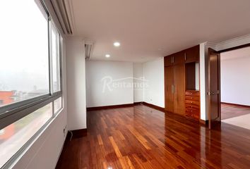 Apartment for rent in Altos del Poblado, Medellín