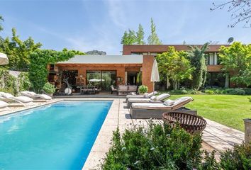 Casa en  Lo Barnechea, Provincia De Santiago