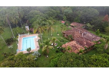 Villa-Quinta en  Puerto Triunfo, Antioquia