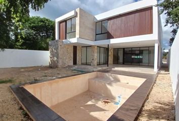 Casa en  Komchén, Mérida, Yucatán, Mex