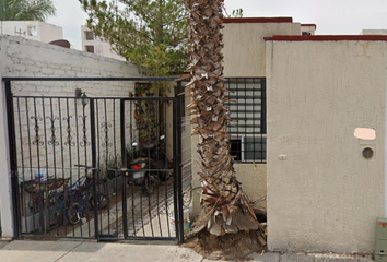 Casa en  Calle Juan Bautista Alcocer 209-245, Los Candiles, Corregidora, Querétaro, 76903, Mex