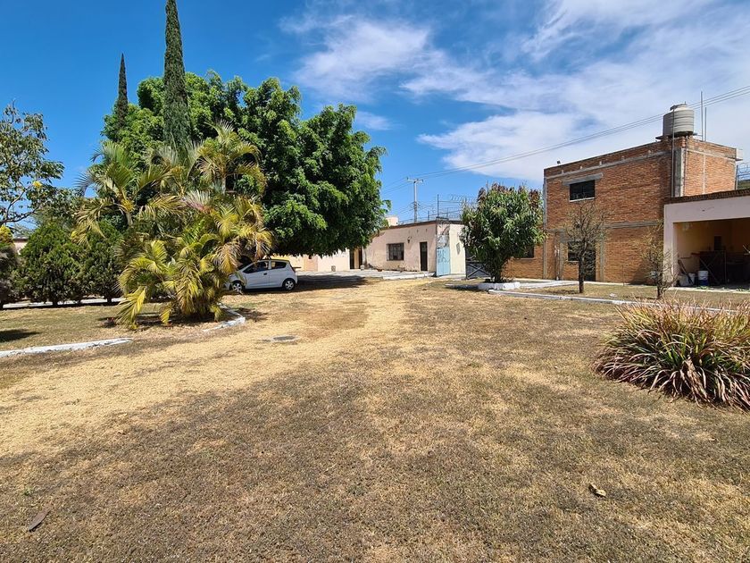 venta Lote de Terreno en San Joaquín, Guadalajara, Guadalajara, Jalisco  (EB-JW1125s)