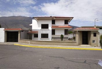 Casa en  Pomasqui, Quito