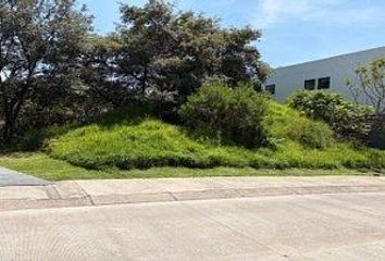 Lote de Terreno en  Calle Isla Del Bosque, Bosque Real Country Club, Huixquilucan, México, 52774, Mex
