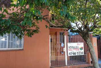 Muy Lindo PH Al Frente de 3 Dorm. en San Fernando, de Libertador Al Río.