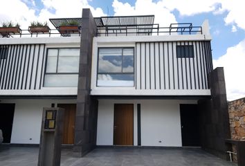 Casa en fraccionamiento en  Calle Radial Zapata, Barrio Santiago Xicohtenco, San Andrés Cholula, Puebla, 72810, Mex