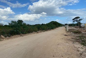 Lote de Terreno en  Kantunil, Yucatán