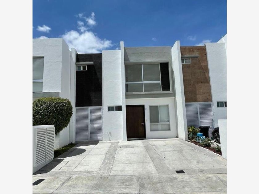 venta Casa en Centro, Santiago de Querétaro, Municipio de Querétaro  (MX22-NN1519)