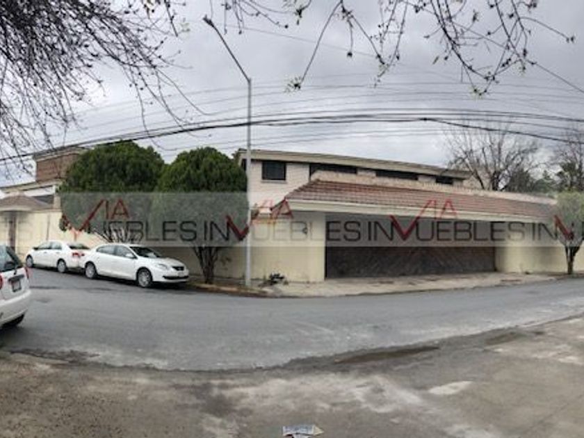 renta Casa en Mitras Sur, Monterrey (EB-JL8369r)