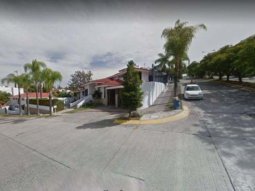 venta Casa en Bugambilias, Zapopan, Zapopan, Jalisco (AD1-196)