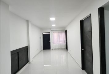 Apartamento en Calle 30a, Campoamor, Comuna Cumanday, Perímetro Urbano Manizales, Manizales, Centrosur, Caldas, Rap Del Agua Y La Montaña, 170006, Colombia