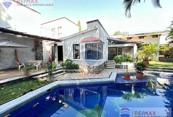 Casa en  Lomas De Atzingo, Cuernavaca, Morelos