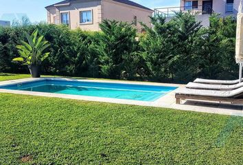 Casa en  Vista Bahía, Partido De Tigre