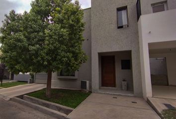 Casa en  Villa Nueva, Mendoza