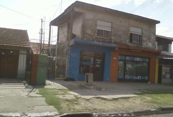 Casa en  Burzaco, Partido De Almirante Brown