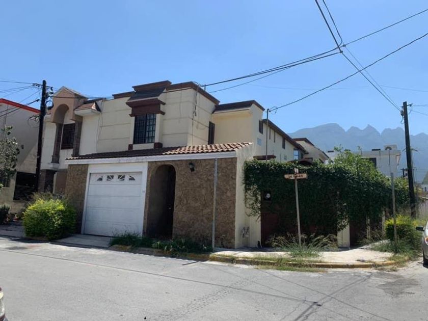 venta Casa en Valle de INFONAVIT I Sector, Monterrey (MX21-LR8296)-  