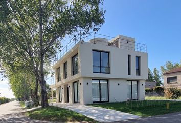 Casa en  Fisherton, Rosario