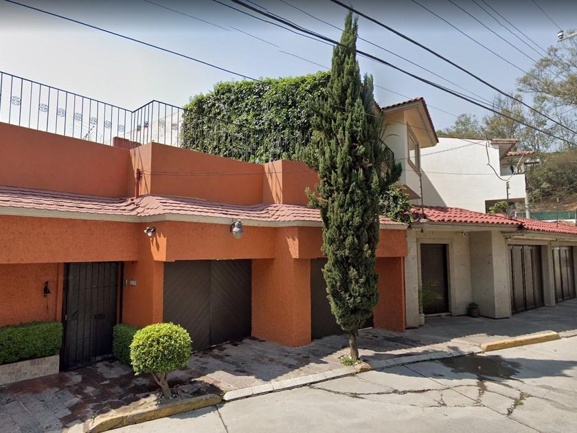 venta Casa en Lomas de Tecamachalco, Naucalpan de Juárez (LUN*29)