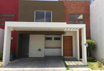 Casa en fraccionamiento en  Privada De Las Ramblas 201-201, Zona Comercial Angelópolis, Puebla, 72197, Mex