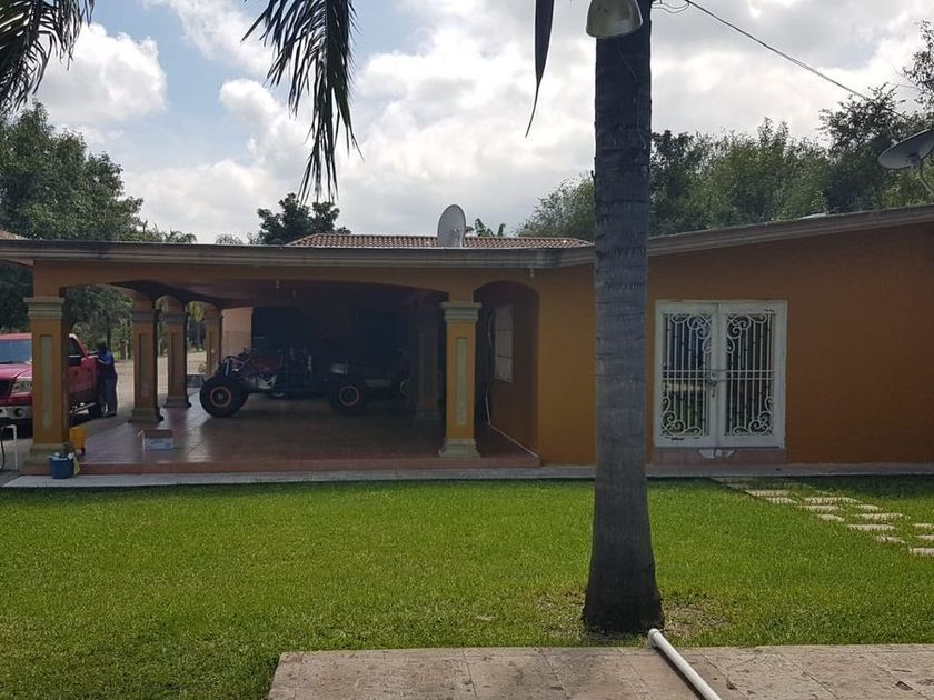 venta Casa en Bosque Residencial, Santiago, Nuevo León (EBKL7062s