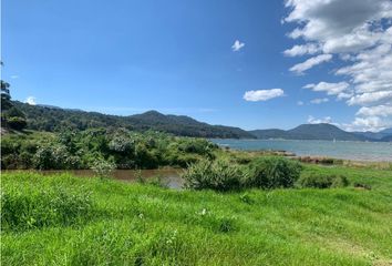 Lote de Terreno en  Avándaro, Valle De Bravo