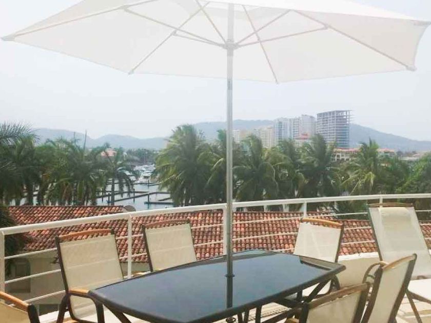 venta Casa en Ixtapa, Zihuatanejo, Zihuatanejo de Azueta (EBGO9992s