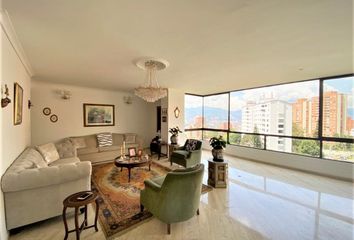 Apartamento en  Poblado, Medellín