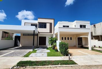 Casa en  Cholul, Mérida, Yucatán, Mex