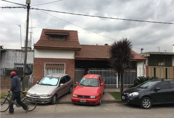 Casa en  Isidro Casanova, La Matanza